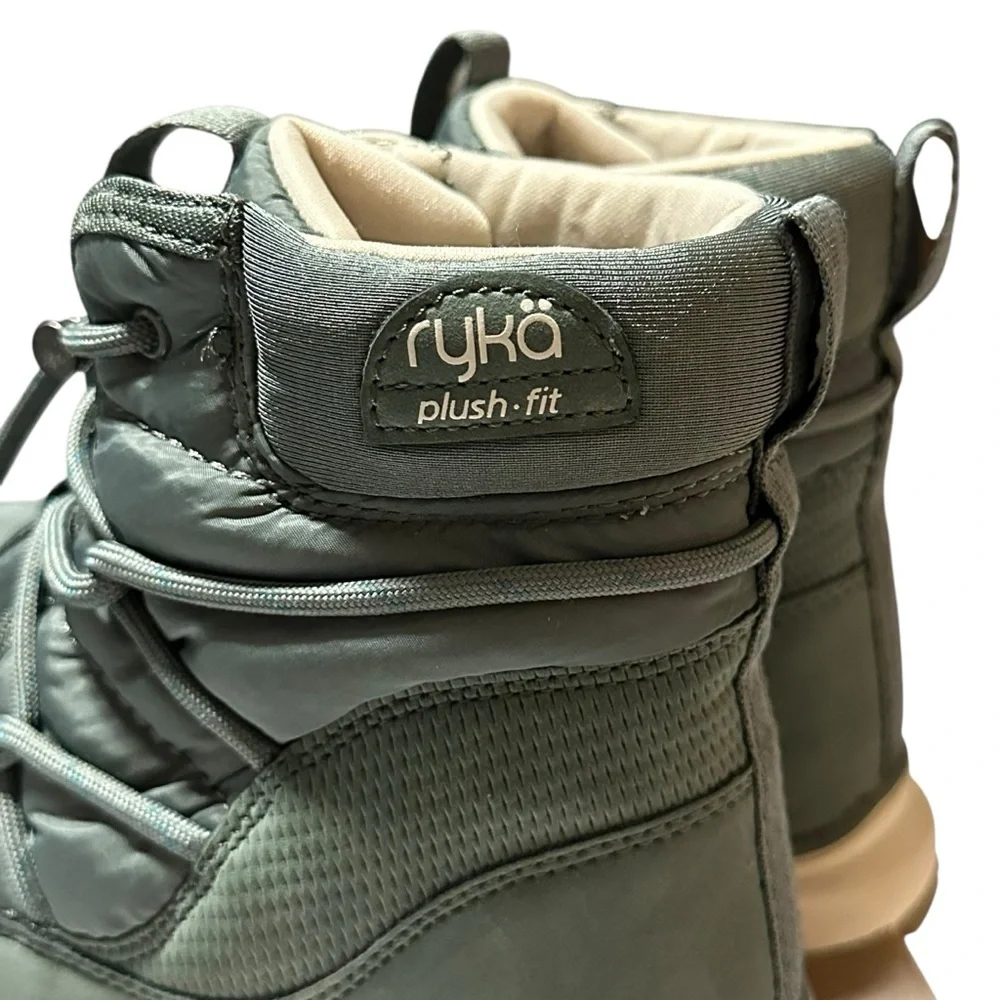 Ryka Brae Women's Teal Green Cold Weather Sneaker Lace Up Boots 6